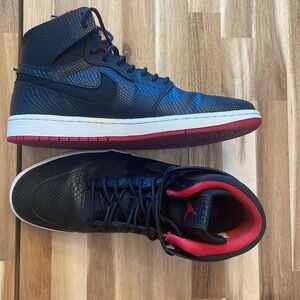 Jordan 1 Retro Nouveau SnakeSkin